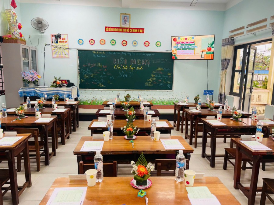 TRƯỜNG TIỂU HỌC TRẦN VĂN ƠN TỔ CHỨC HỘI NGHỊ CHA MẸ HỌC SINH CUỐI HỌC KỲ I, NĂM HỌC 2025–2026