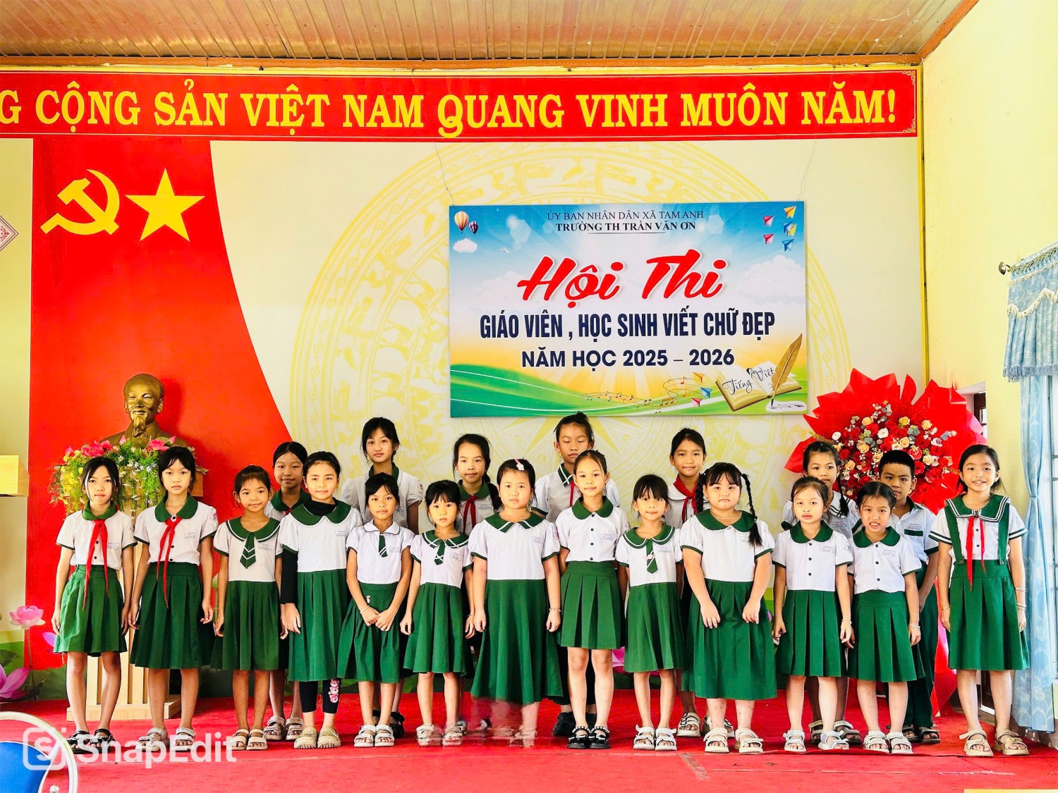 gen h TẬP THỂ HS